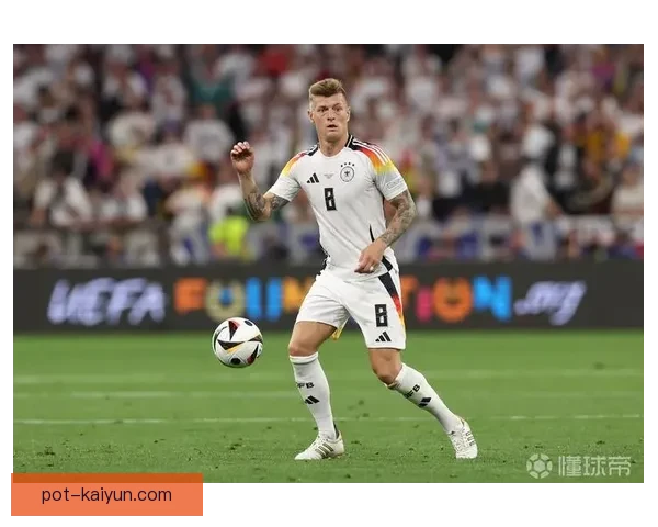 伊萨克防守参与度持续提升，展现防线稳健表现