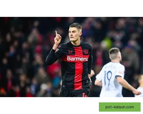 德甲亨里克森执教状态回暖，球队表现值得关注